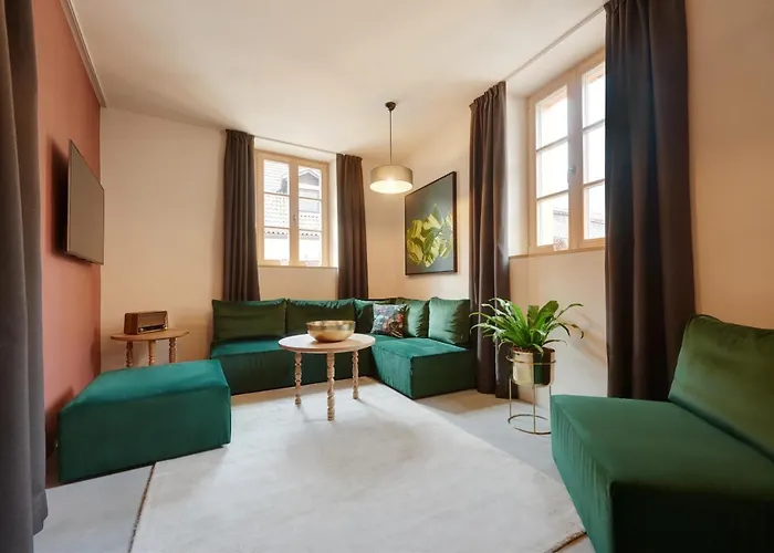 Goldengel Design - Suiten Im Historischen Ortskern Von Kaltern