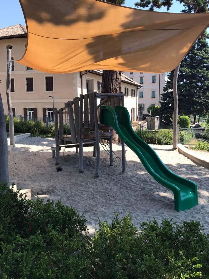 Apartment Goldengel Design - Im Historischen Ortskern Von Caldaro