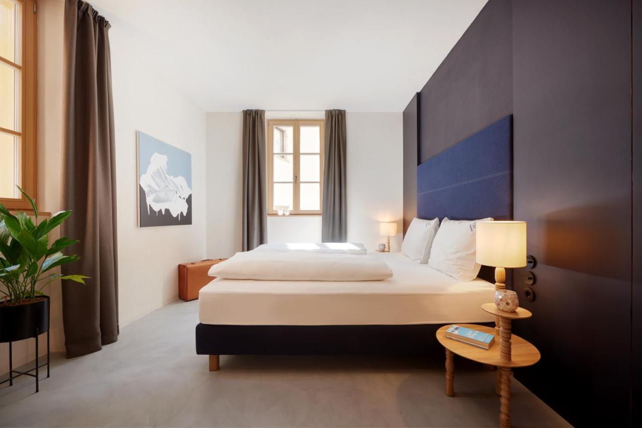 Apartment Goldengel Design - Im Historischen Ortskern Von Caldaro